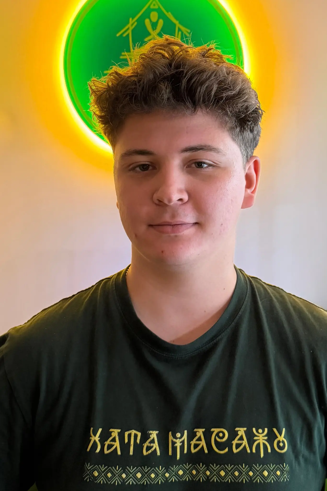 Портрет Олександра, майстра відновлення гармонії